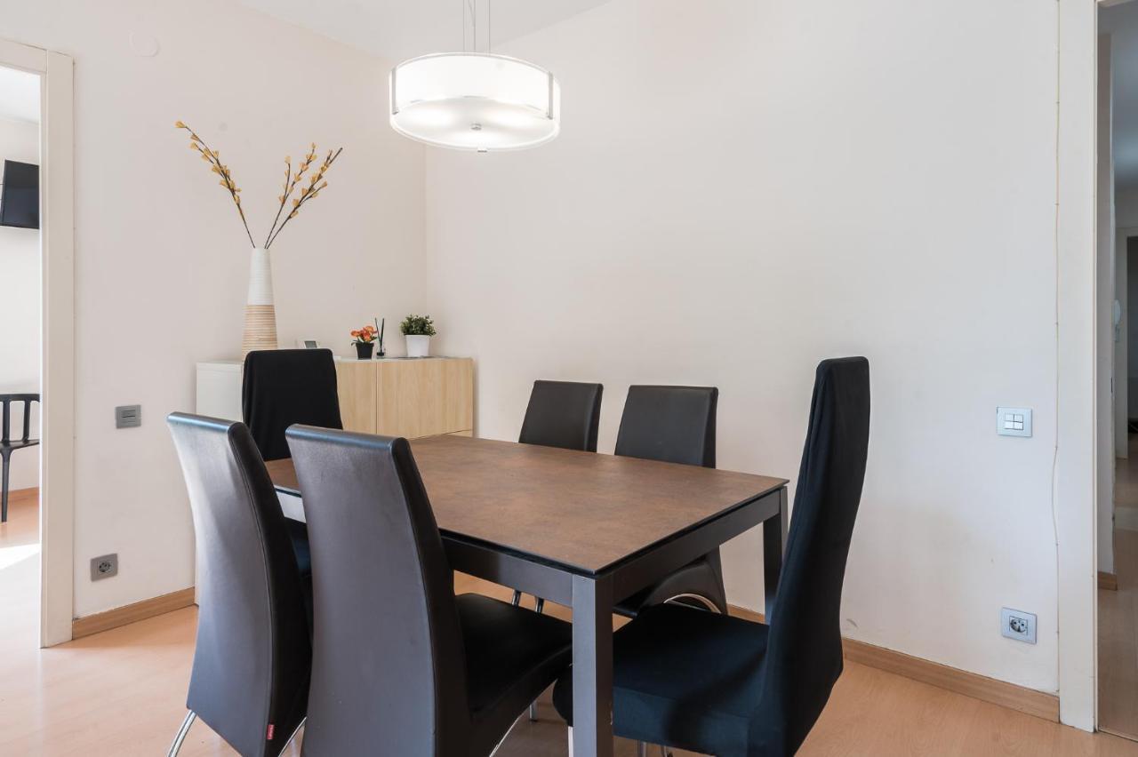 R&B Muntaner Apartment Барселона Екстериор снимка