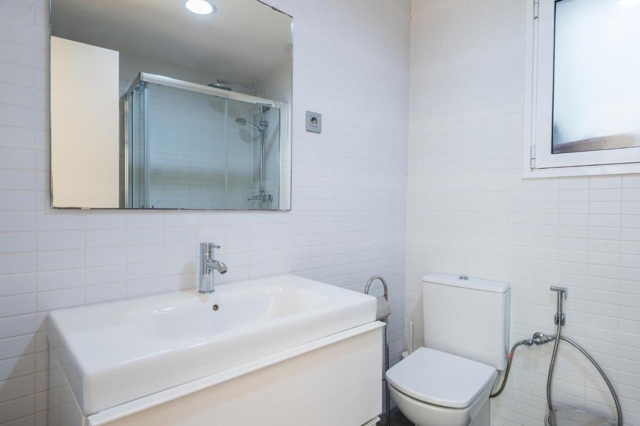 R&B Muntaner Apartment Барселона Екстериор снимка